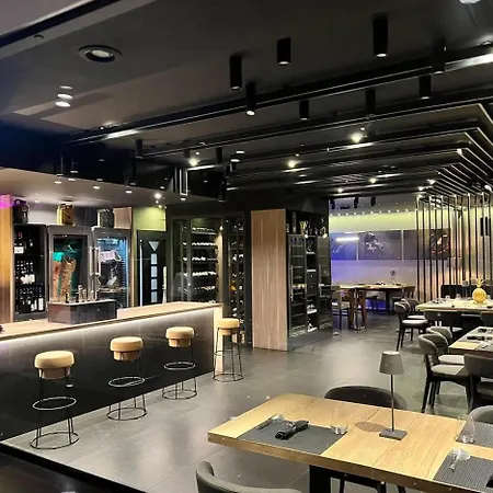 Pantarei Palace 4* Lettere