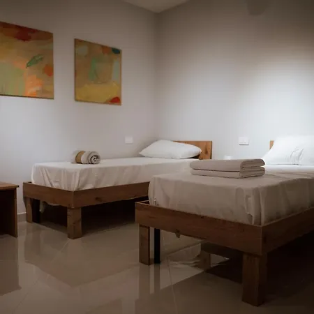 فندق مبيت وإفطار Pantarei Palace 4*