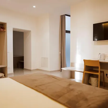 Pantarei Palace 4*