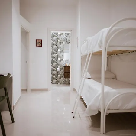 فندق مبيت وإفطار Pantarei Palace Lettere