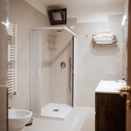 Pantarei Palace 4*