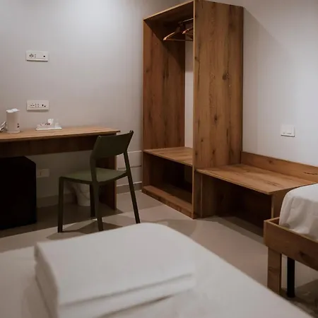 فندق مبيت وإفطار Pantarei Palace 4*