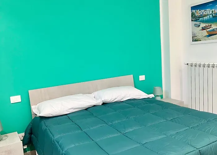 Pantarei Palace Bed & Breakfast